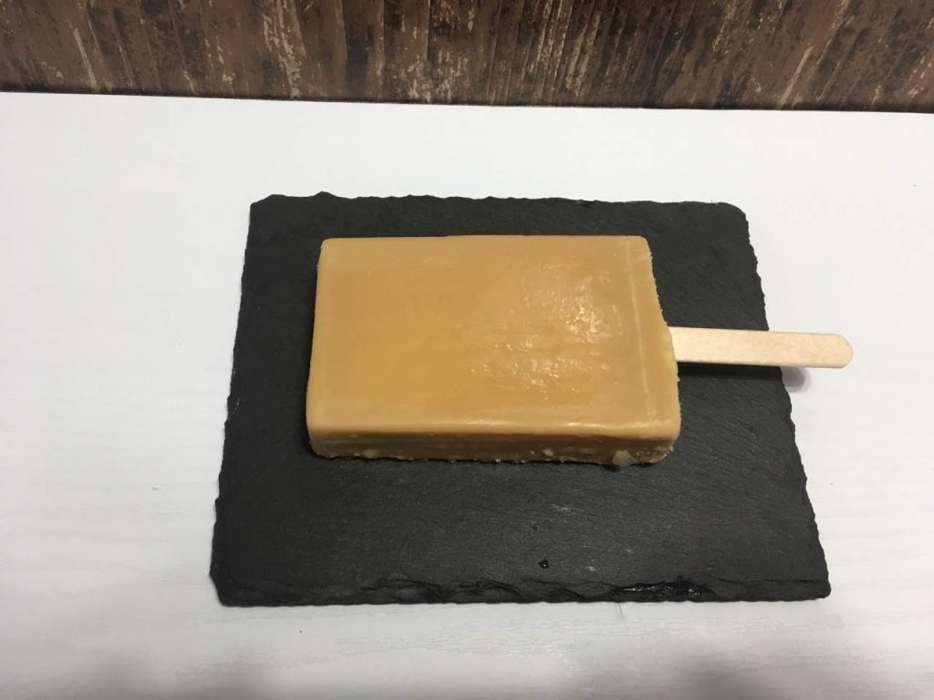 ガリガリ君リッチレーズンバターサンド味
