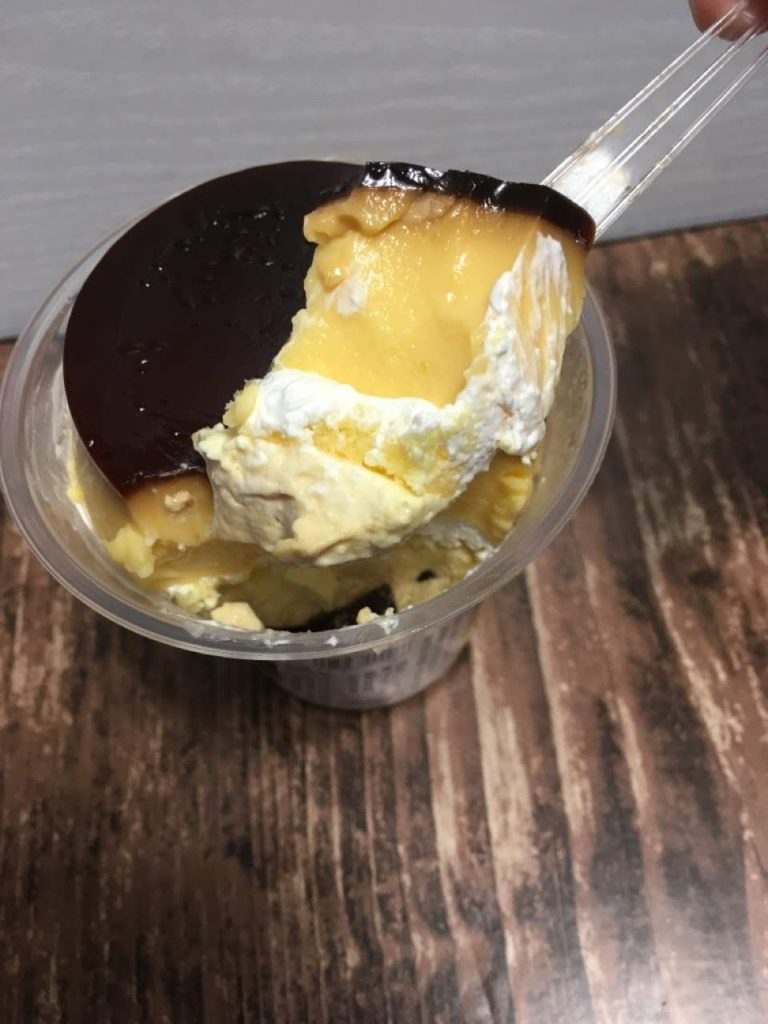 窯出しプリンのパフェ